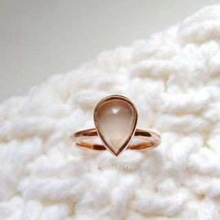 Rose Gold and Quartz Silver Ring - Elegant Gemstone Jewelry