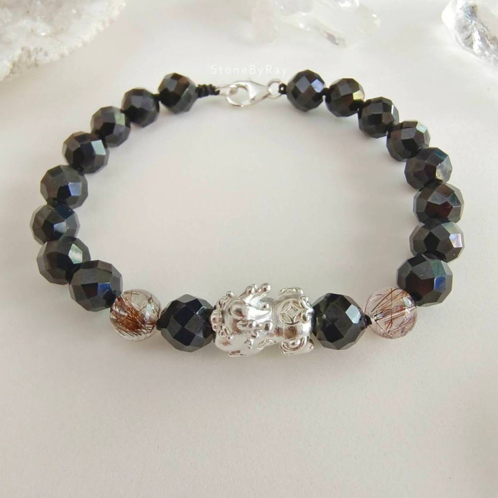 Onyx and Sterling Silver Pixiu Bracelet - Luck and Protection