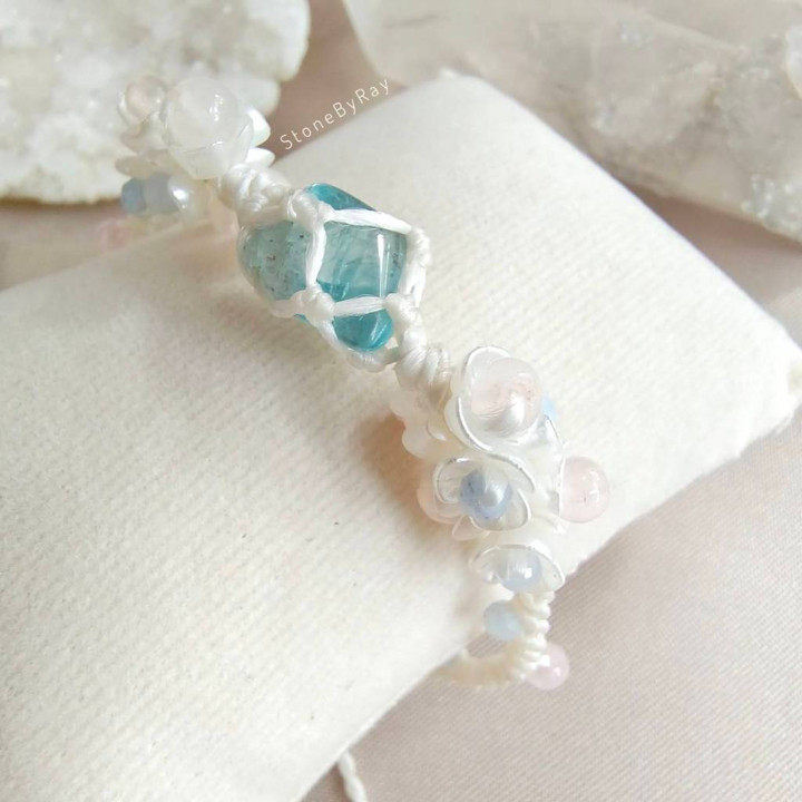 Bracelet en corde tressée d'apatite bleue - Bijou élégant et bohème