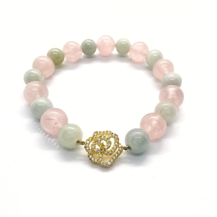 Bracelet en jade et quartz rose : bijou avec pendentif en argent