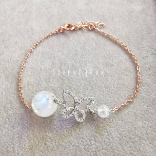 Moonstone Silver Bracelet | Celestial Beauty and Elegance