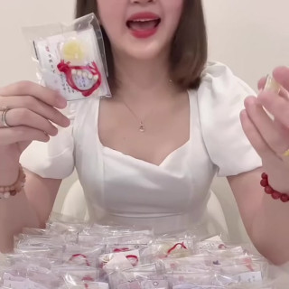 Lanna Phaya Wan Lip Balm Set: Organic and Nourishing