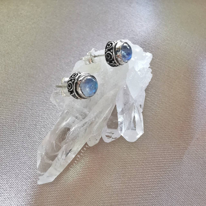 Rainbow Moonstone Silver Earrings - Elegant and Unique Sparkle