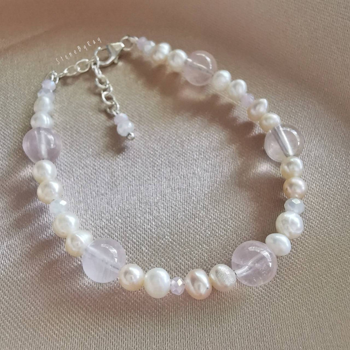 Rose Quartz and Pearl Necklace Set - Elegance and Radiance