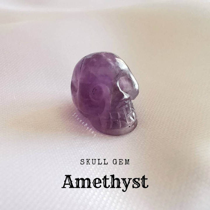 Amethyst Skull Sculpture: Spiritual and Mystical Decor