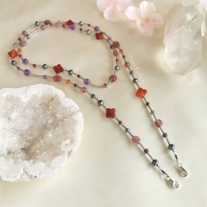 4-in-1 Stone Bracelet: Necklace, Bracelet and More!