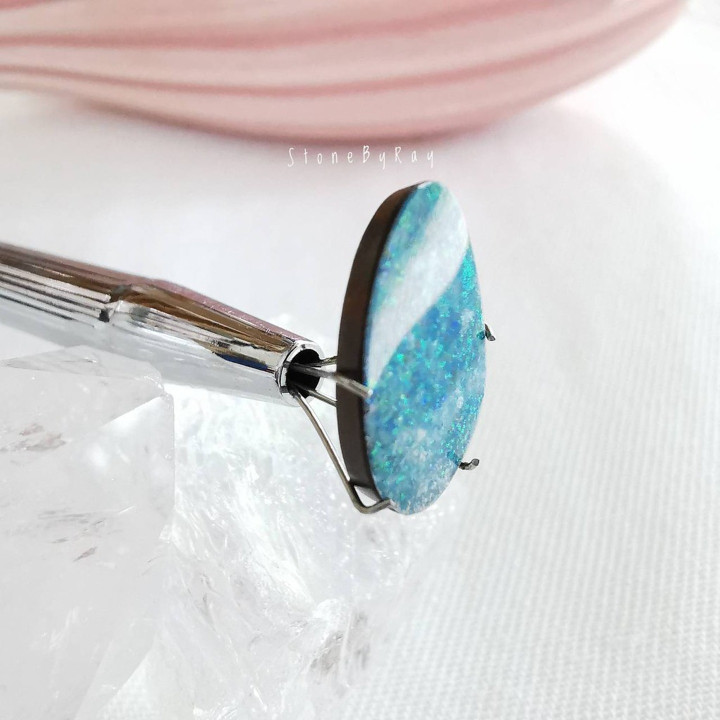 Radiant Australian Opal: Natural Beauty and Uniqueness