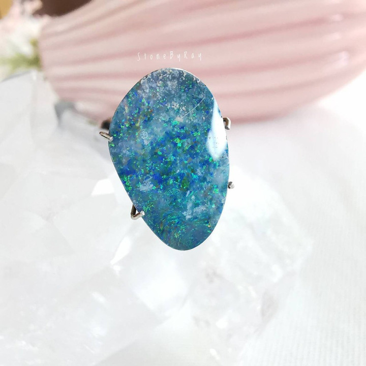Radiant Australian Opal: Natural Beauty and Uniqueness