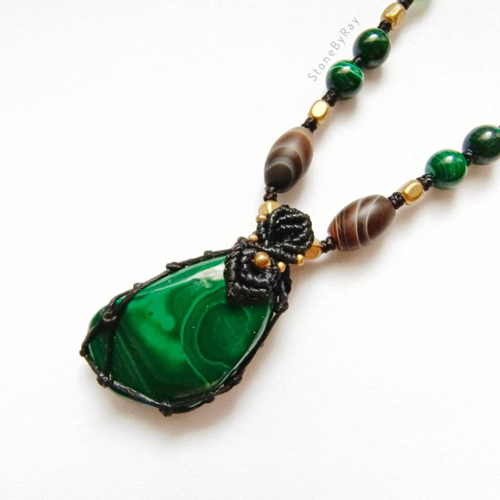 Malachite Stone Necklace - Boho Braided Rope Design