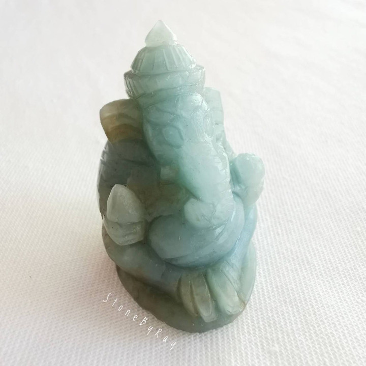 Aquamarine Ganesha Statue: Carved Hindu Deity Figure