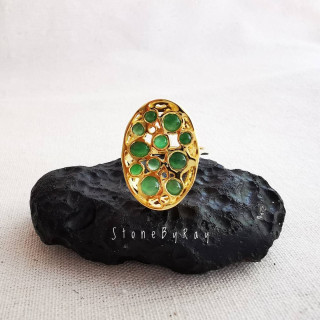 Elegant Jade Ring (RG-093) - Timeless Style and Natural Beauty