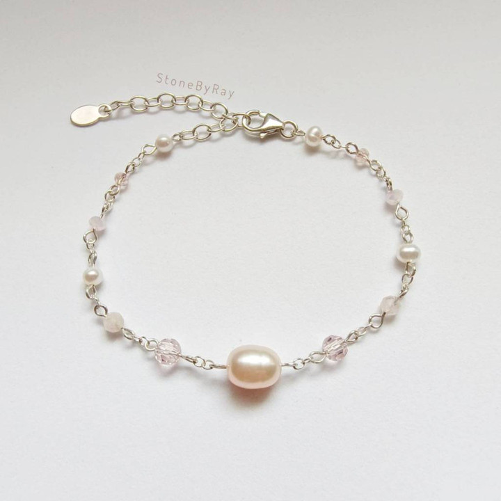 Elegant Pearl and Rose Quartz Silver Necklace Set