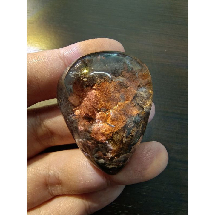 Cristal de quartz lodolite à hautes vibrations - N° 22