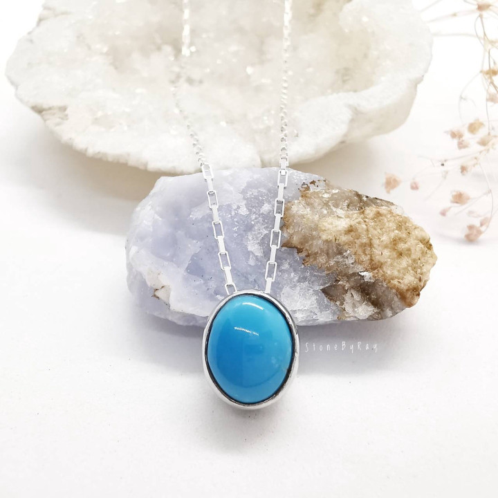 Turquoise Silver Necklace | Elegant and Unique Pendant