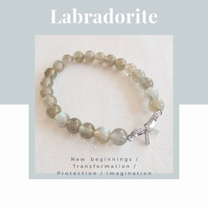 Labradorite Bracelet with Silver Bow Charm - Unique Style