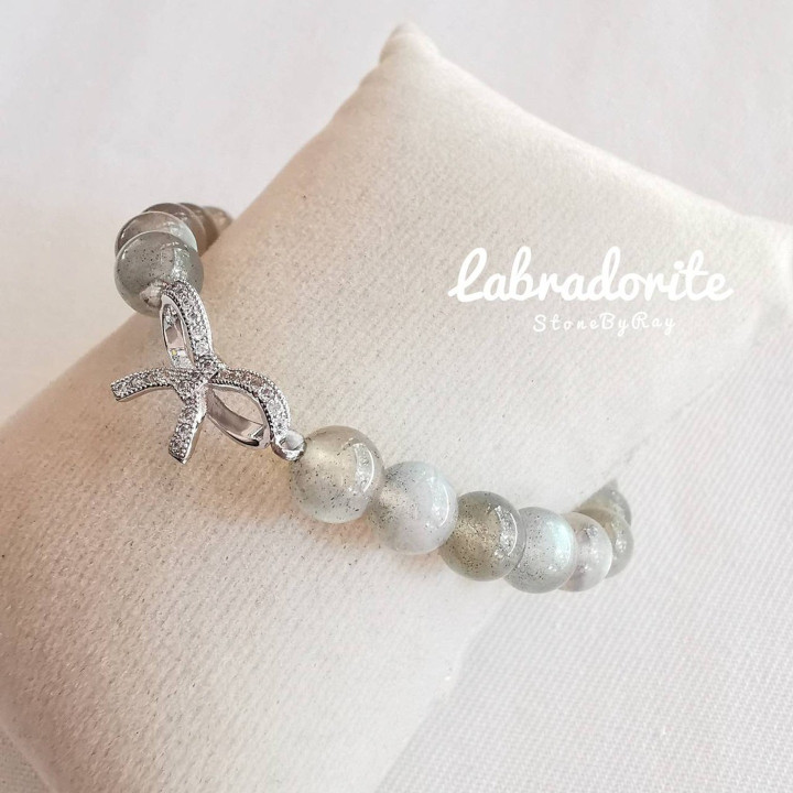 Labradorite Bracelet with Silver Bow Charm - Unique Style