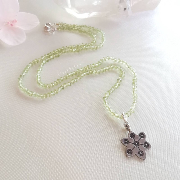 Peridot Stone Necklace - Braided Rope Design