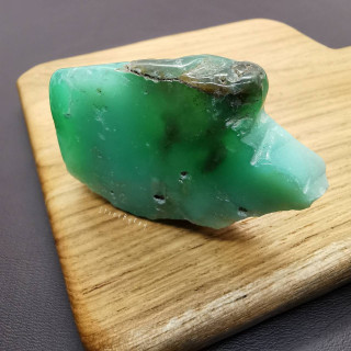Polished Chrysoprase Stone: Natural and Vibrant Green