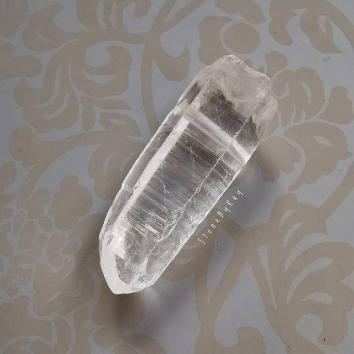 Clear Crystal Quartz: Natural Healing and Energy Stone