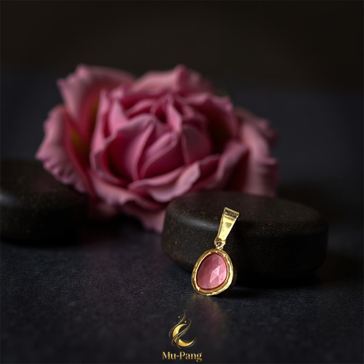 Rhodonite Stone Pendant Necklace: Boost Luck and Fortune