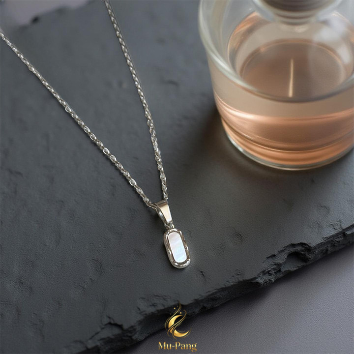 Lucky Mother-of-Pearl Shell Necklace | Amulet Charm Pendant