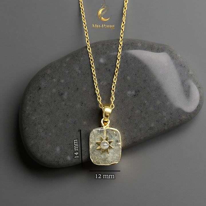 Labradorite Pendant Necklace: Boost Luck and Fortune