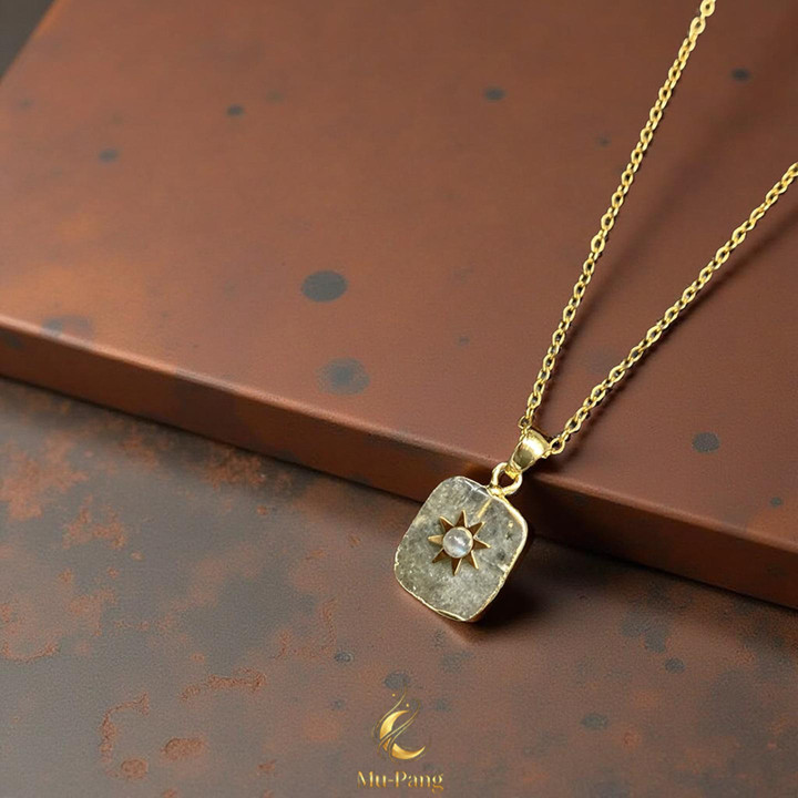 Labradorite Pendant Necklace: Boost Luck and Fortune