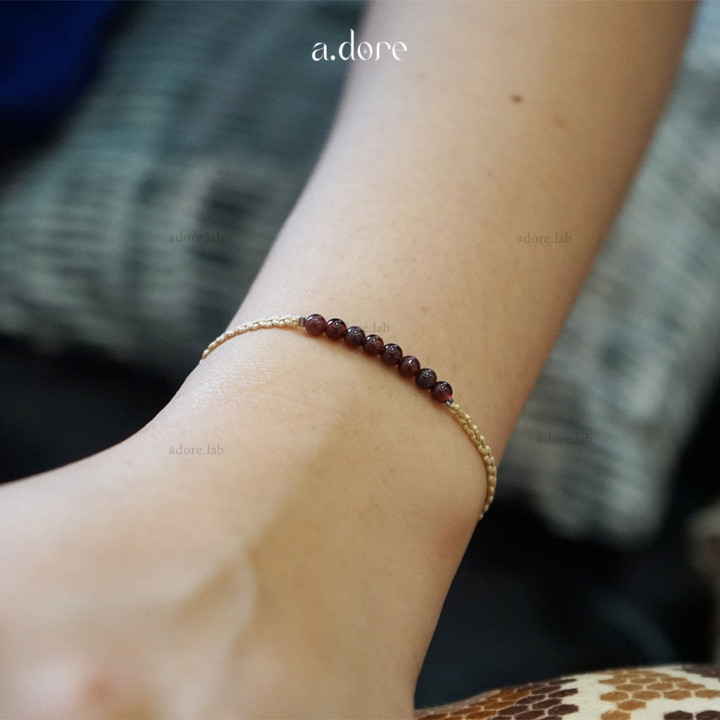Personalized Garnet Lucky Charm Bracelet | Natural Stone