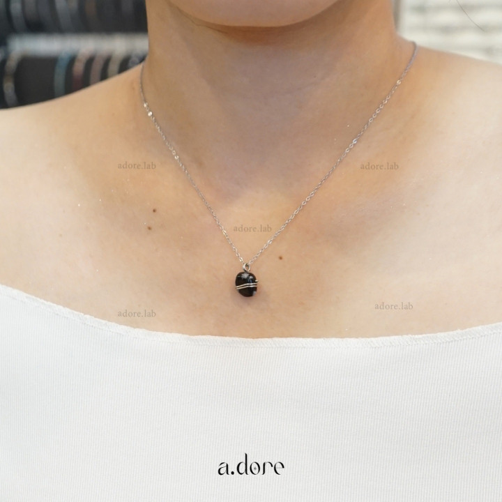 Handmade Snowflake Obsidian Lucky Stone Necklace