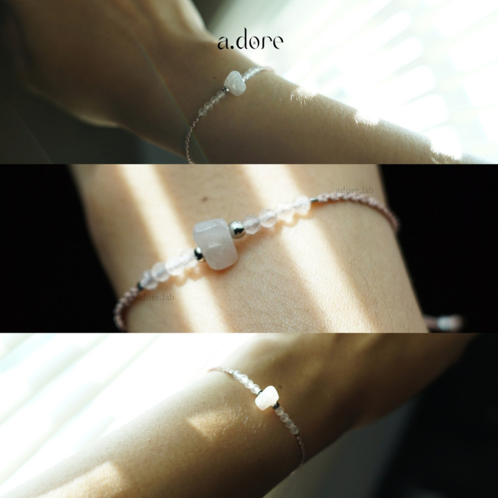 Pulsera de cuarzo rosa con dije | Sanación con piedras naturales