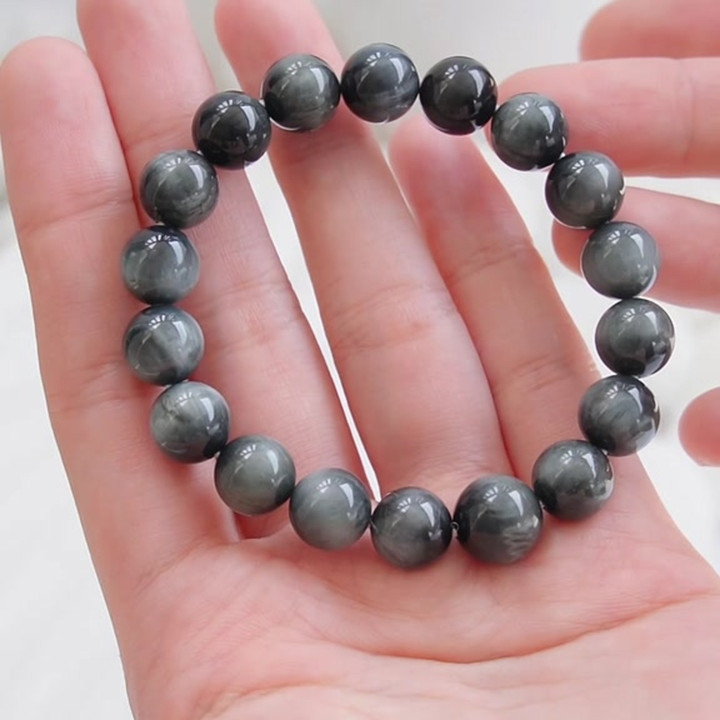 Eagle Eye Stone: Enhance Intuition and Foresight