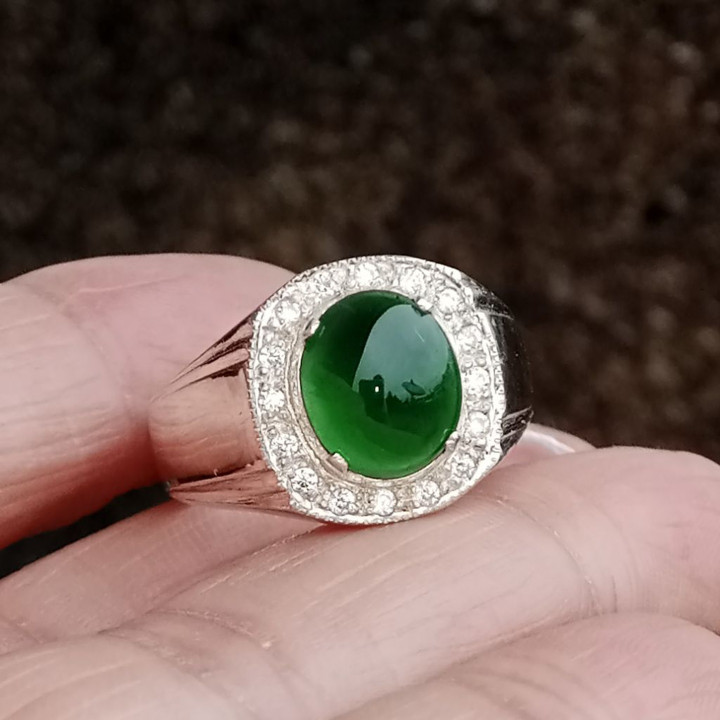 Natural Burmese Green Jade Ring | 925 Sterling Silver | Certificate Included