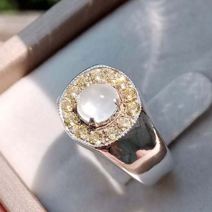 Genuine Burmese White Jade Ring | Size 58 | Sterling Silver