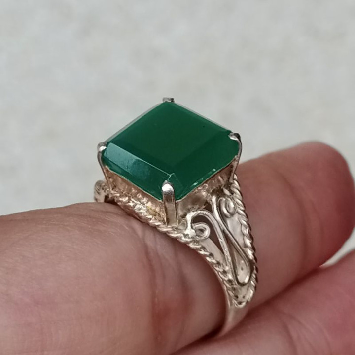 Green Chalcedony Ring in Sterling Silver