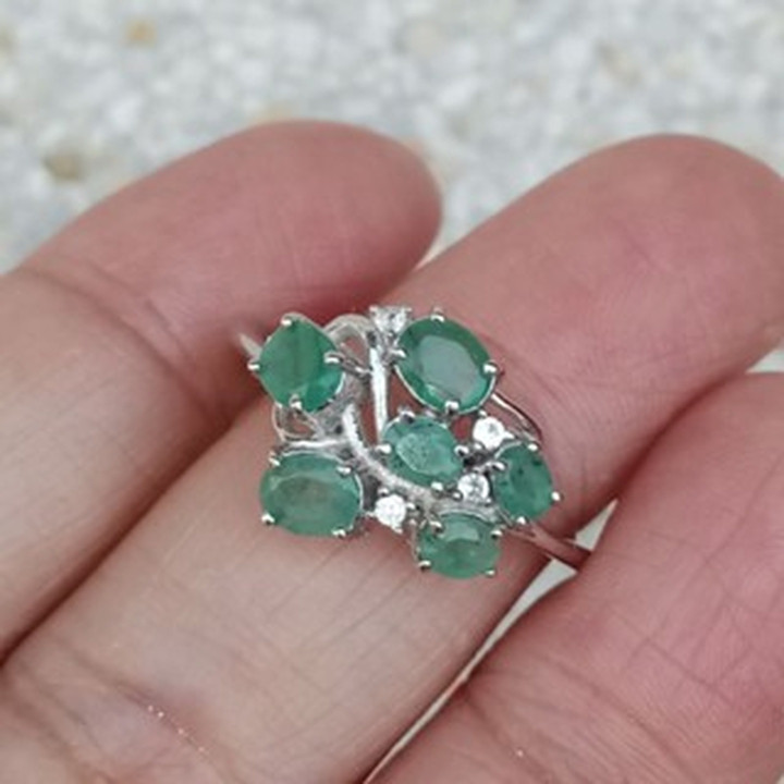 Zambian Emerald Ring in Sterling Silver - Size 57