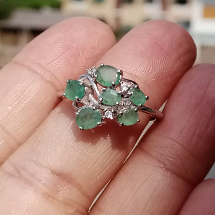 Zambian Emerald Ring in Sterling Silver - Size 57