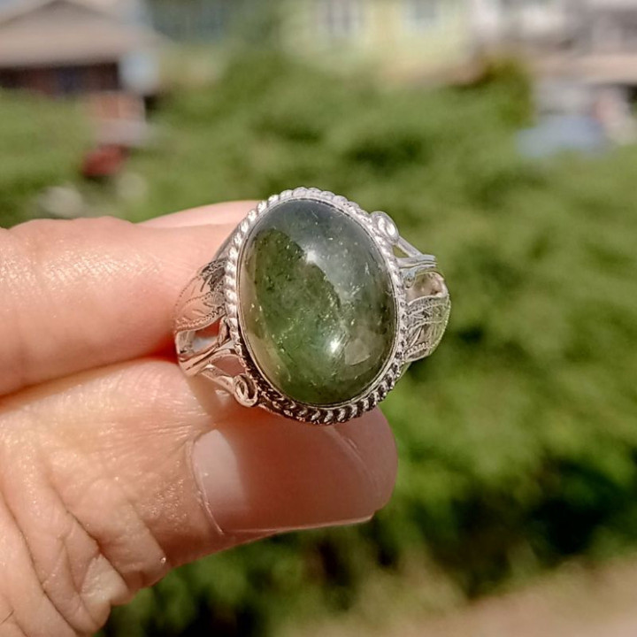 Green Sapphire Sterling Silver Ring (Size 55.5)