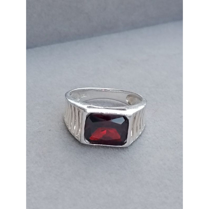 Genuine Garnet Ring | Sterling Silver Size 57