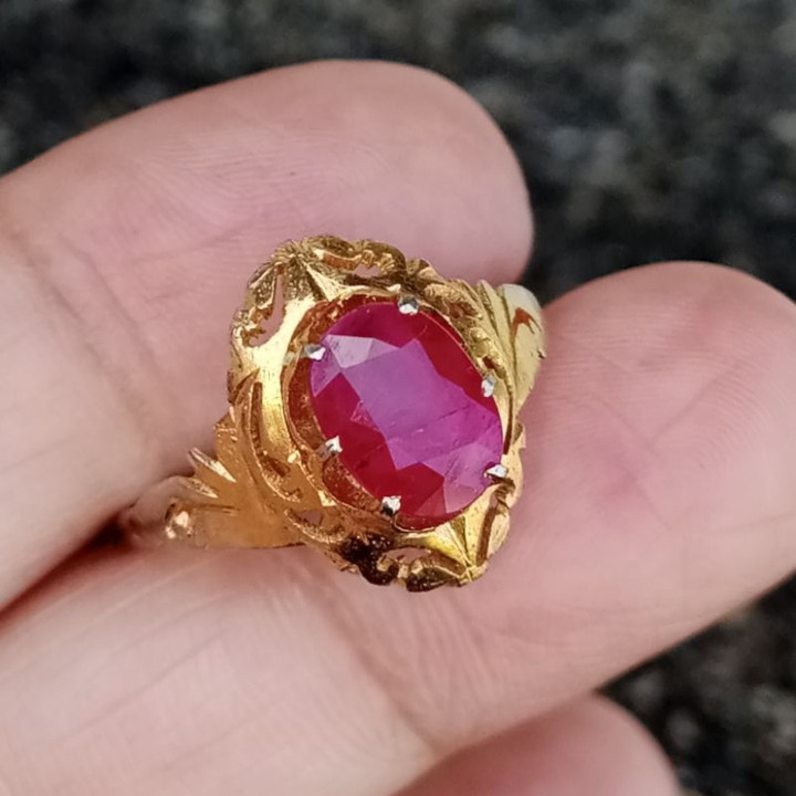Vintage Burmese Ruby Ring | Size 54 | 6x8mm Gemstone
