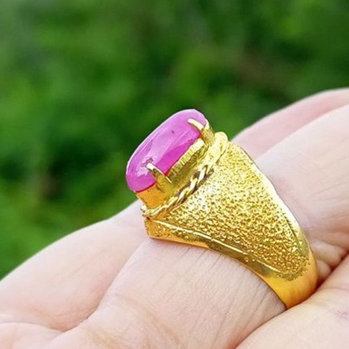 Radiant Ancient Burmese Ruby (3.10ct) - Natural and Glassy