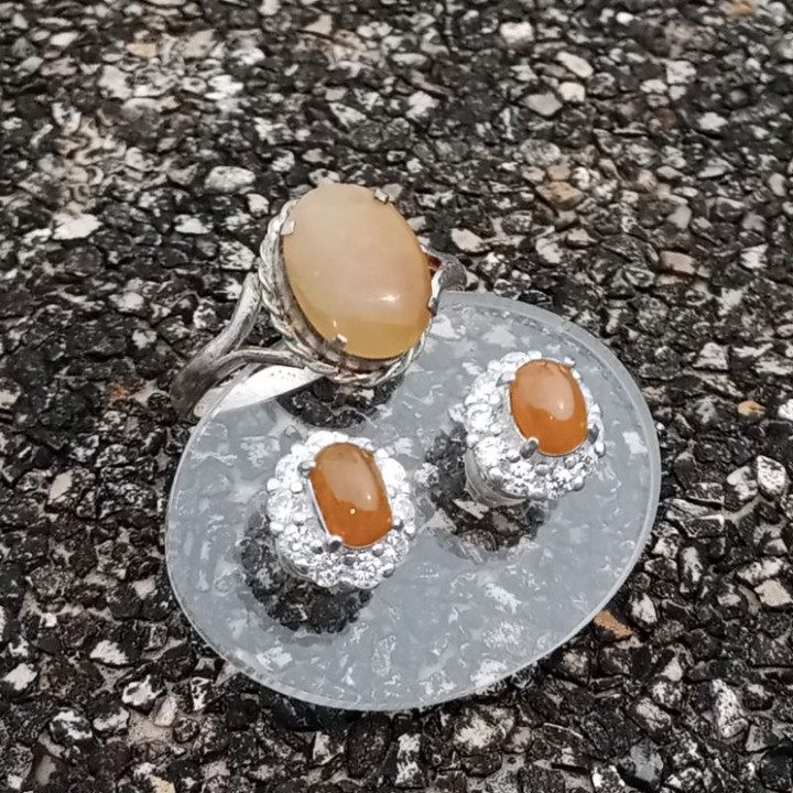 Burmese Honey Jadeite: Authentic and Natural Type A