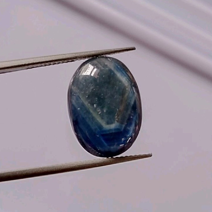 Radiant 5.90ct Natural Old Heat-Treated Star Sapphire