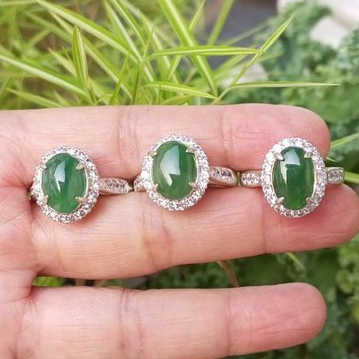 Burmese Jadeite Ring - Size 58/59 - Natural Type A