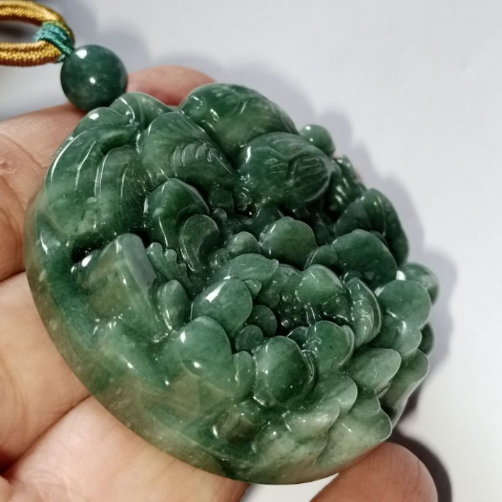 Geschnitzter Jade-Anhänger | Natürlicher Jadeit Typ A
