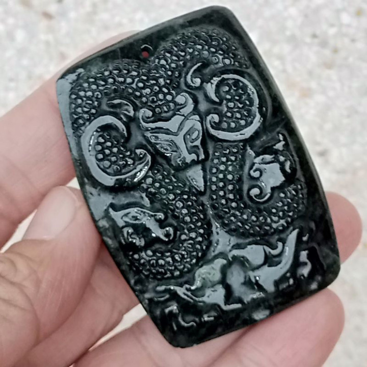 Pendentif en jade de l'année porte-bonheur de la Chèvre | Jade naturelle de Birmanie