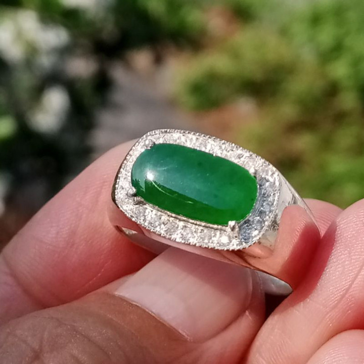 Genuine Burmese Jade Ring | Size 58 | 925 Silver