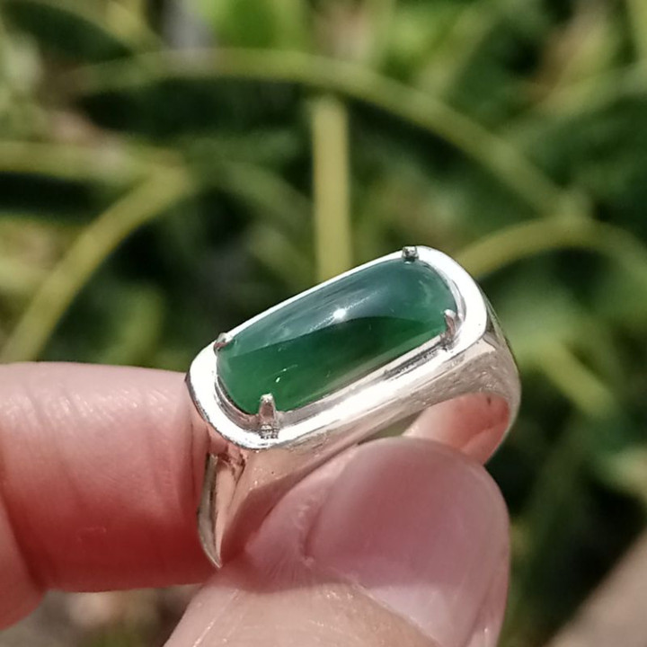 Genuine Burmese Jade Ring | 925 Sterling Silver Saddle Shaft