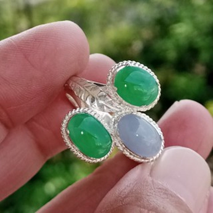 Stunning Genuine Burmese Jade Ring in Sterling Silver
