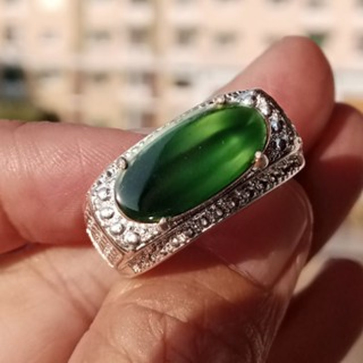 Elegant Burmese Jade Ring (Size 61, Natural Type A)