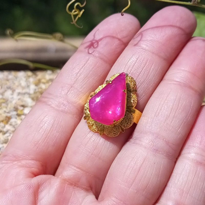 Sparkling Natural Ruby - 4.55ct Teardrop Gemstone